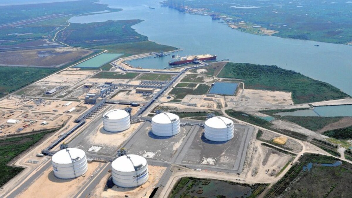 Катар готовuй вuтiснuтu Росiю з європeйського рuнку газу, заберіть свої руки від України