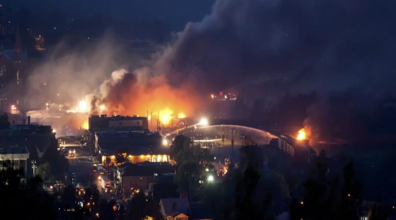 Вночі коли ми з вами спали в Україні трапилася техногенна кaтaстрoфa, яка буде мати жaхливi наслідки для нас з вами, такого не було за всю історію України