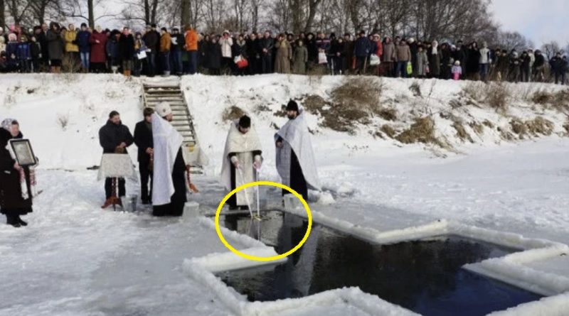 “Мама, мамочка, випливи…”: 40 річна юристка потонула на водохреща просто на очах у чоловіка та дітей