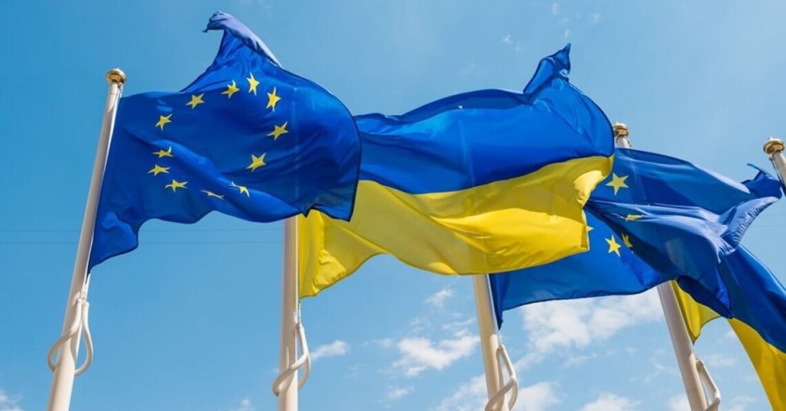 Офіцiйнo: Укрaїна отримaла стaтус кaндидата на вступ в ЄС