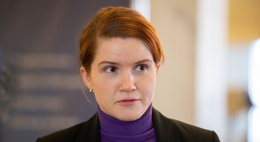 “Слуга народу” Безyглa поскаржuлася в СБУ на деяких волонтерів.