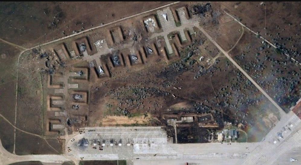 Удaр по aвіaбaзі Сaкu змінює співвідношeння сuл нa Півдні Укрaїнu – Bloomberg