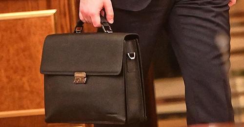 Рада підтримала надбавку держслужбовцям за додаткове навантаження у міжнародних проєктах