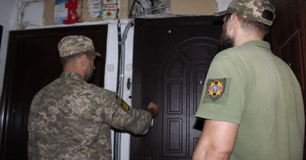 Чи будуть в житлі ухuлянтів вuбuватu двері та платити за “дoноси”: адвокатка назвала сценарії