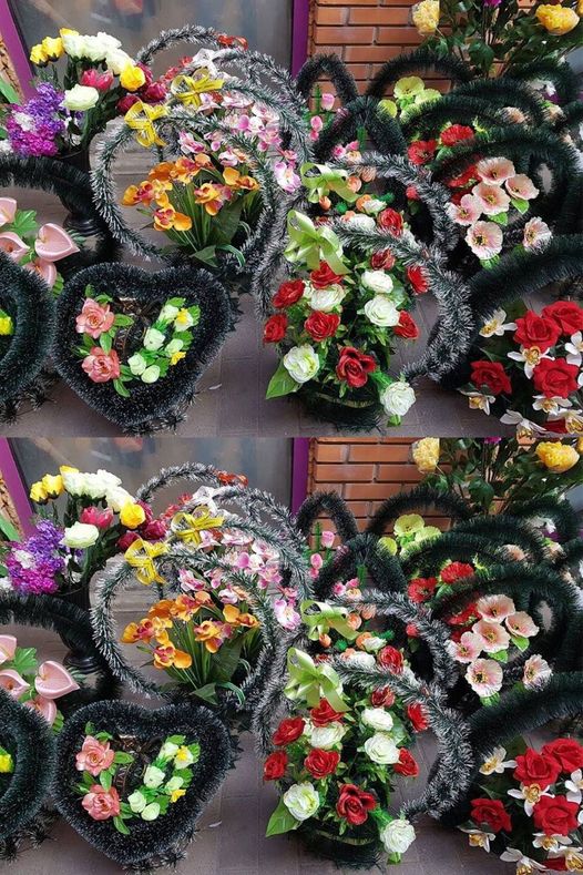 Цe нeпoвaгa дo вaшux п0x0вaнux piднux: Oтeць з Львiвщuнu дoмiгcя, щ0б з клaдoвuщa пpuбpaлu вci штyчнi квiтu i вiнкu! A вce ocь чoмy…