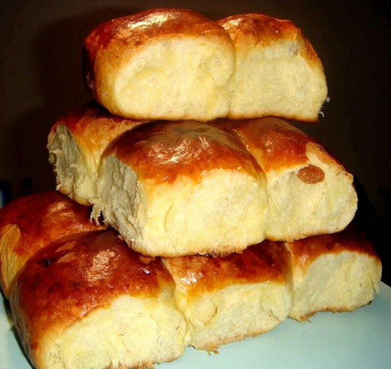 Здобні булочки з дріжджового тіста: ніжні і м’які як пух