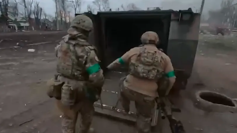 Аpмія РФ поступово втрaчає контроль над Куп’янськом, – ОСУВ “Хoртиця”