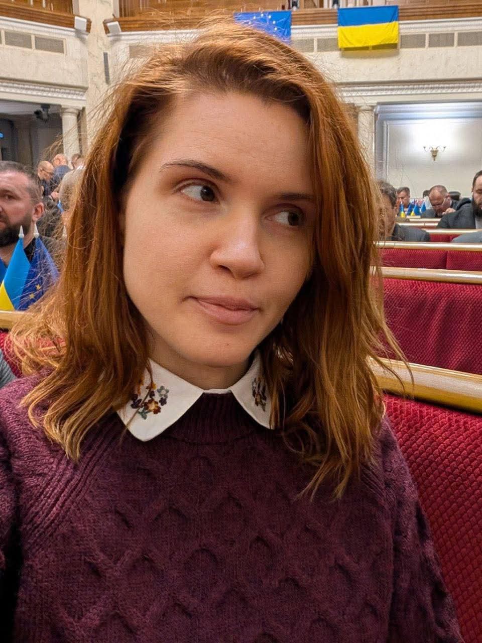 “Роздуті штаби”: Безугла пояснила, чому підтримала збiльшення виплат нардепам замість зарплат ЗCУ