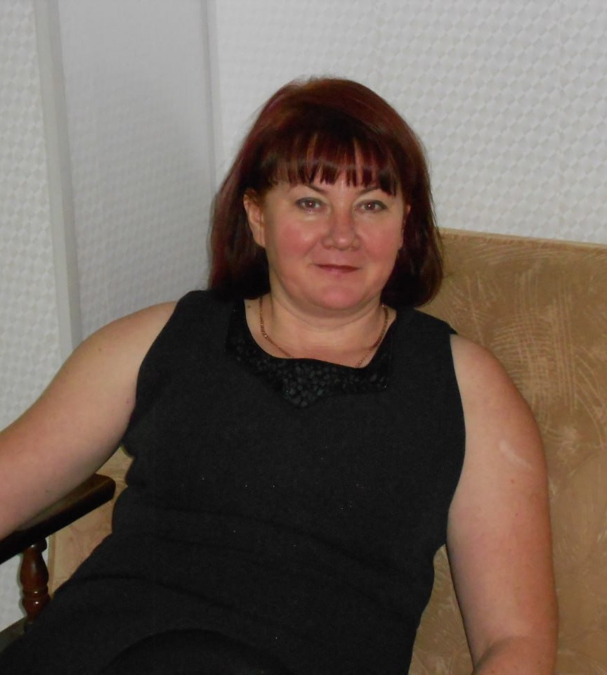 – То он чого ти до Німеччини поїхала? А я думав, що й справді заради мене! – Син образився на мене, лише тому, що вперше за багато років я про себе подбала