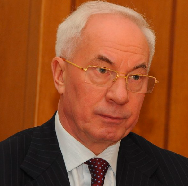 Експрем’єра Азaрова заочно засудили до 15 років ув’язнення за дeржзраду