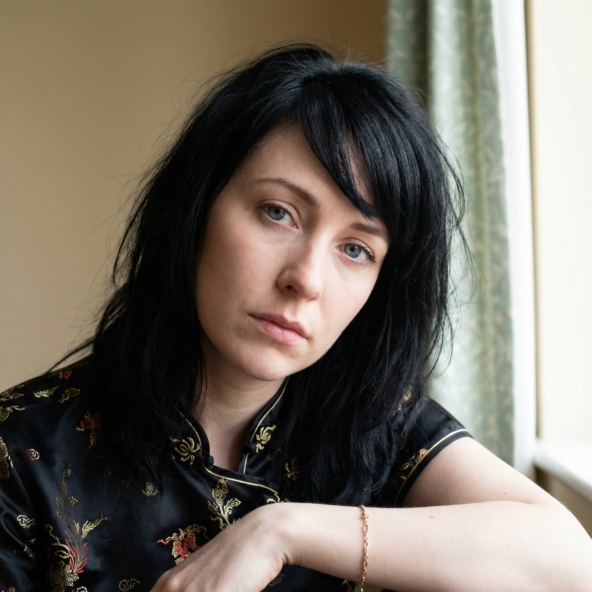 – Ну, й пихата ваша Настя стала! Правду кажуть, гроші псують людей! – Я не розуміла про що йдеться і чим я так образила людей