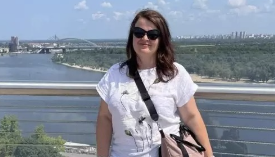 Останні роки я мріяла виїхати з України кудись у Європу. От там Європа, інше та краще життя. Однак, я навіть не знаю, якими словами передати те розчарування… Я ж не так уявляла Німеччину! Тепер зі сльозами на очах шкодую, що відмовилася жити в Україні. Бо тут все геть інакше, нам не звично. Перше, що мене дуже засмутило – це гроші…